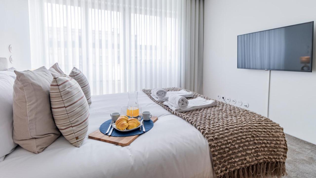 Ceuta Studio Apartments By Lovelystay Порту Экстерьер фото